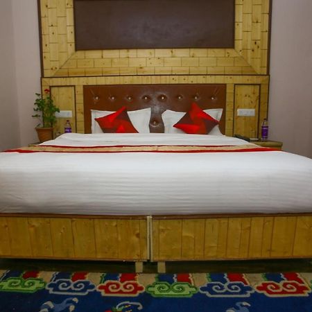 Hotel Nubra Residency Charāsa Exteriör bild